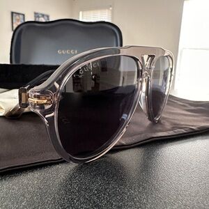 Gucci Sunglasses light blue and clear